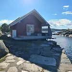 Holiday park Usjenert Idyllisk Sjobu