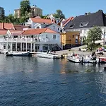 Usjenert Idyllisk Sjobu Holiday park Kragero
